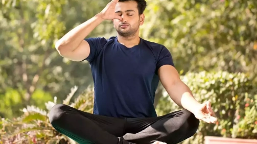 yoga-for-wellness-why-more-men-are-practising-it-for-physical-mental-well-being